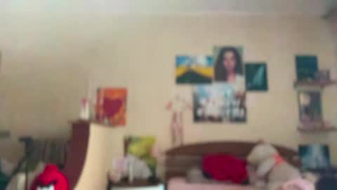 Lily online show from May 1, 4:44 pm