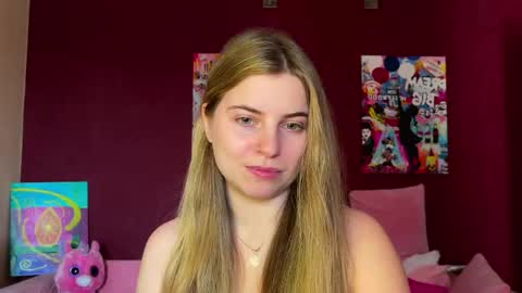 Lily online show from May 6, 2:44 pm