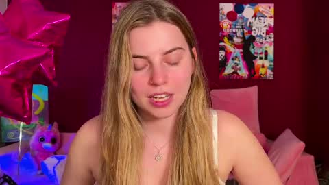 Lily online show from May 23, 5:39 pm