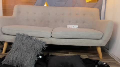 lily_waist online show from January 16, 6:25 am