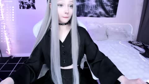 Lily online show from March 27, 5:13 am