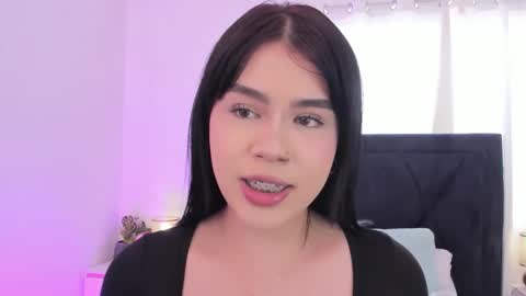 LilyWoodz online show from March 31, 7:14 pm