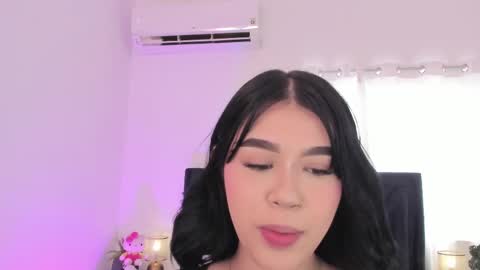 LilyWoodz online show from May 17, 2:46 pm