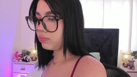 LilyWoodz online show from June 1, 7:04 pm