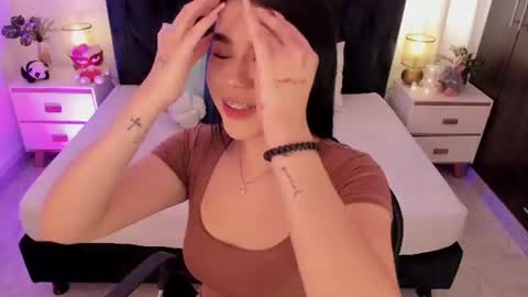 LilyWoodz online show from June 30, 7:04 pm