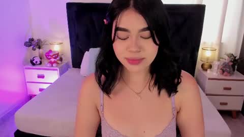 LilyWoodz online show from July 11, 7:05 pm