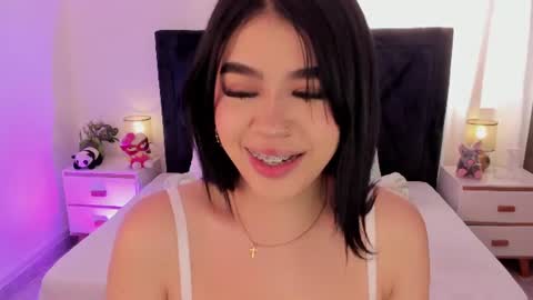 LilyWoodz online show from July 24, 7:12 pm