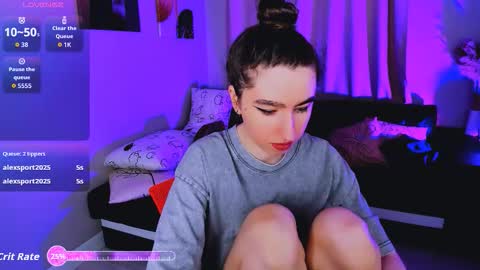 LILY online show from November 22, 8:24 am