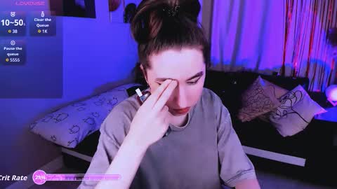 LILY online show from February 14, 2:25 pm