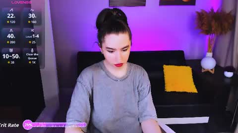 LILY online show from July 2, 3:40 pm