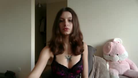 Snapshot of lilycandy_ chatting on October 20, 10:05 am lilycandy_ online show from October 20, 10:05 am