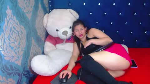 Lily online show from February 17, 9:41 pm
