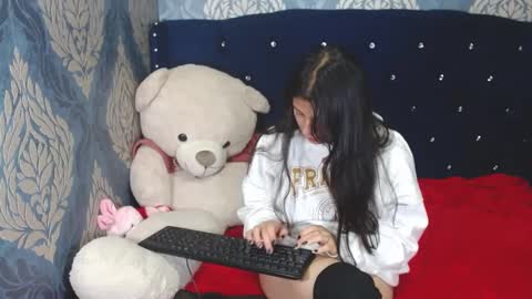 Lily online show from March 9, 3:11 am