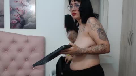lilyfox23 online show from September 9, 12:37 pm