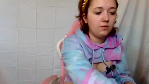 Snapshot of lilylovegood04 chatting on June 14, 3:36 pm lily online show from June 14, 3:36 pm