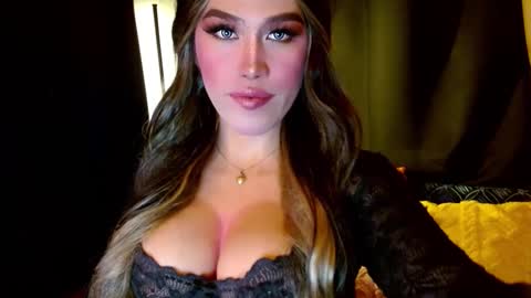 Snapshot of lilymonstercock chatting on January 24, 3:02 pm IM YOUR TRUE GODESS Lilymonstercock online show from January 24, 3:02 pm