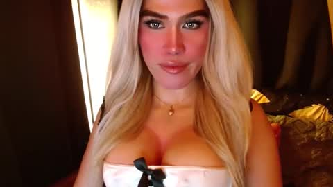 Snapshot of lilymonstercock chatting on March 8, 3:56 pm IM YOUR TRUE GODESS Lilymonstercock online show from March 8, 3:56 pm