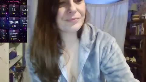 lilypad1981 online show from December 11, 5:04 pm