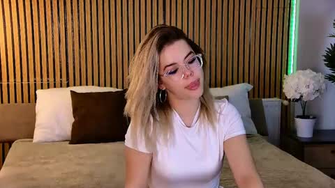 Rose online show from May 26, 6:42 am