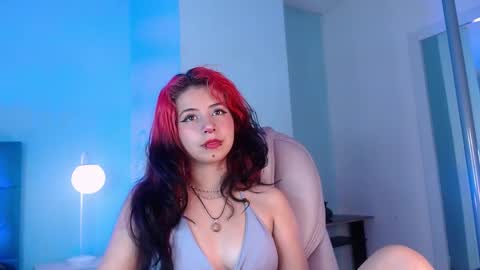 lilyred_ online show from May 26, 3:13 am