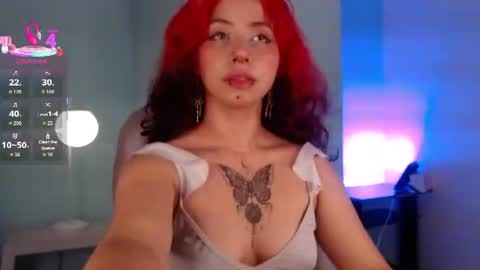 lilyred_ online show from July 4, 3:13 am