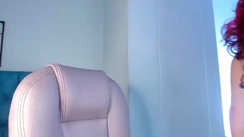 lilyred_ online show from July 28, 3:24 am