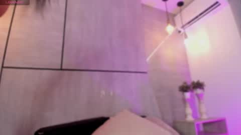   online show from March 9, 7:29 pm