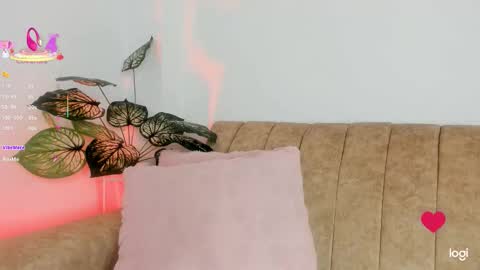 Lily  online show from October 13, 9:31 am