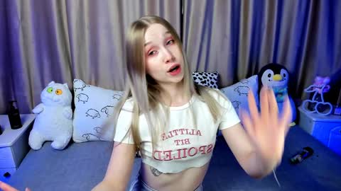 Lilian online show from December 11, 6:25 am