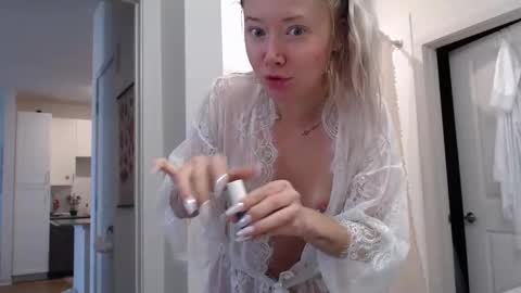 Lily Monroe online show from March 14, 1:27 pm