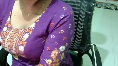 limaakter246618 online show from January 13, 11:30 am