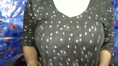 limaakter246618 online show from October 8, 11:41 am