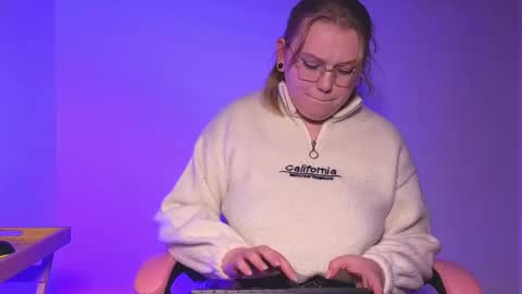 lime cat online show from October 2, 12:28 am