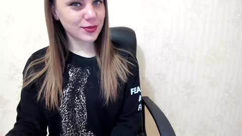    online show from January 13, 4:30 pm