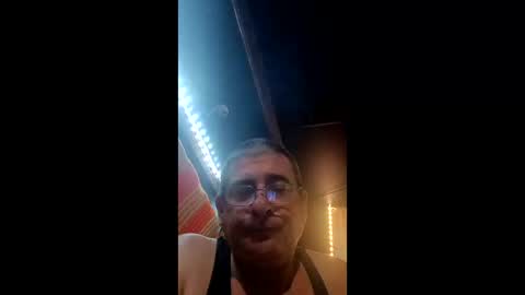 Snapshot of limelight1975 chatting on April 24, 11:51 pm limelight1975 online show from April 24, 11:51 pm