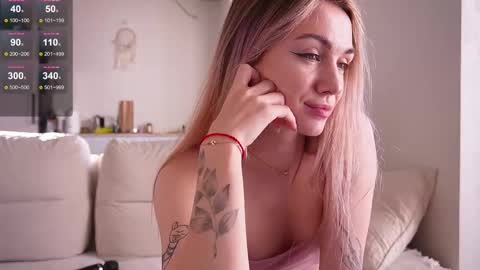 limy_sweet online show from February 4, 8:24 am