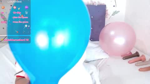 Snapshot of lin_jayani chatting on March 20, 9:30 pm Lin online show from March 20, 9:30 pm