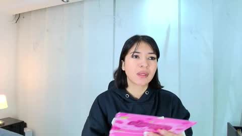 Snapshot of lina_bedoya chatting on October 10, 11:31 am Lina Bedoya online show from October 10, 11:31 am