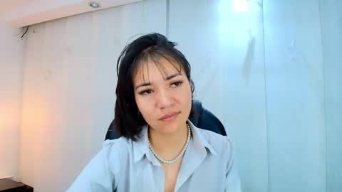  Lina Bedoya  online show from January 16, 11:47 am