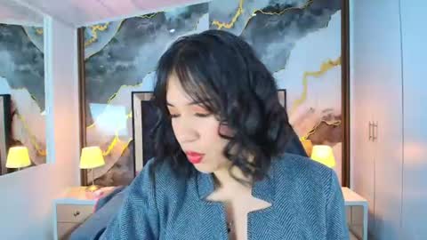  Lina Bedoya  online show from July 4, 12:00 pm