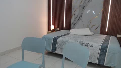 Lina online show from September 23, 12:30 pm