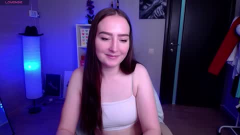 Lina online show from March 4, 5:11 am