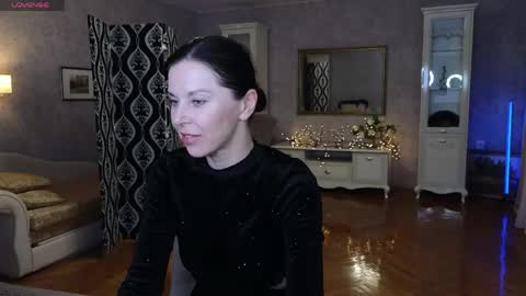 Snapshot of lina_flore chatting on April 28, 8:47 pm lina_flore online show from April 28, 8:47 pm