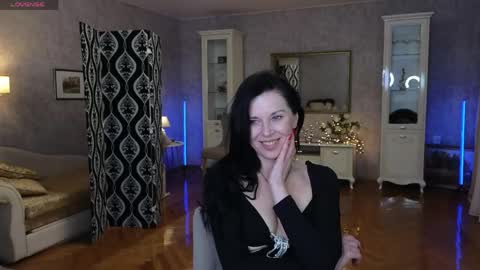 Snapshot of lina_flore chatting on April 30, 8:37 pm lina_flore online show from April 30, 8:37 pm
