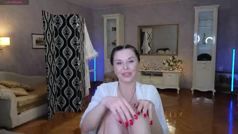 Snapshot of lina_flore chatting on May 8, 8:14 pm lina_flore online show from May 8, 8:14 pm