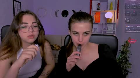 lina_fox12 online show from May 11, 2:45 pm