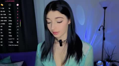 Lina online show from November 1, 7:10 am