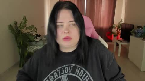 Snapshot of lina_linx chatting on September 9, 7:52 am lina_linx online show from September 9, 7:52 am