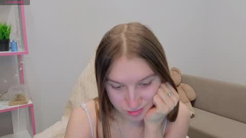 lina_massey online show from March 27, 1:33 am