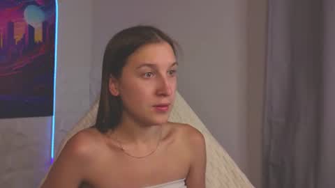 lina_massey online show from June 21, 12:02 am